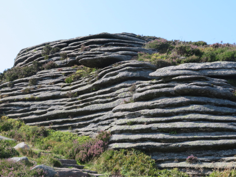 United Kingdom Scotland Aberdeenshire, Bennachie, Oxen Craig formations, Walkopedia