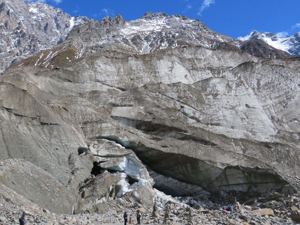 Georgia Gt Caucasus Svaneti, Above Ushguli , Shkhara glacier, Walkopedia