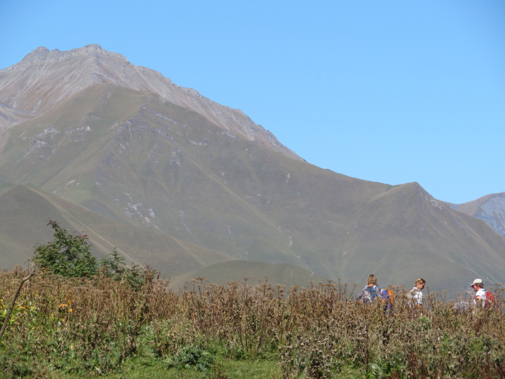 Georgia Gt Caucasus Around Gudauri, To Lomisa Chapel , , Walkopedia