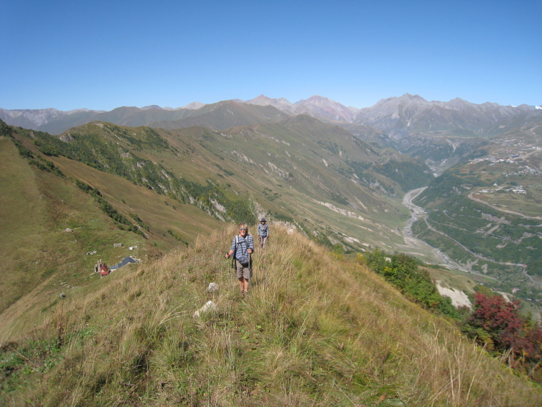 Georgia Gt Caucasus Around Gudauri, To Lomisa Chapel , , Walkopedia