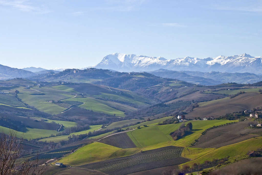 Italy Sibillini, Monte Vettore , Monte Vettore e la Valle del Menocchia, Walkopedia