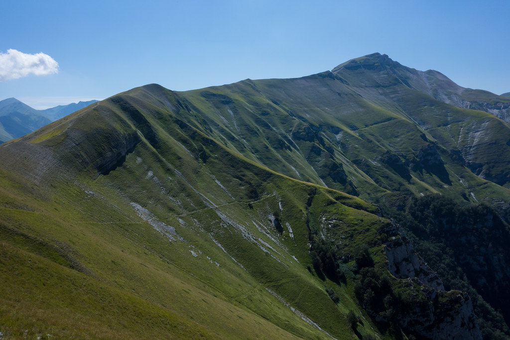 Italy Sibillini, The Sibillini Traverse , Mt Sibilla , Walkopedia