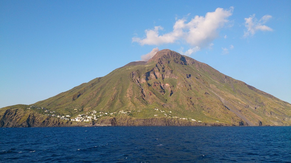 Italy Aeolian Islands, Aeolian Islands, Stromboli, Walkopedia