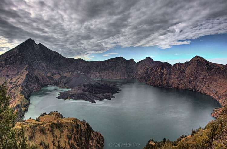 Indonesia Lombok, Mount Rinjani, View From Pelawangan - ? From Flickr user NeilsPhotography, Walkopedia