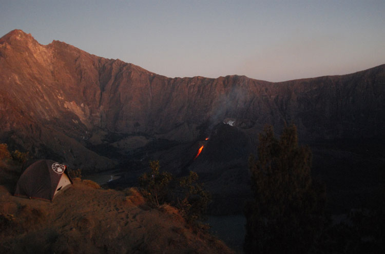 Indonesia Lombok, Mount Rinjani, Mount Rinjani -From Flickr user Habi, Walkopedia