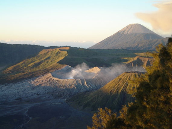 Bromo foreground, Semeru background - © flickr user- java tourism... Mt Bromo: Bromo foreground, Semeru background - © flickr user- java tourism...