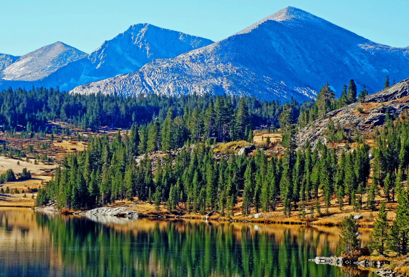 USA California Yosemite, North Dome, Land of the pine, Walkopedia