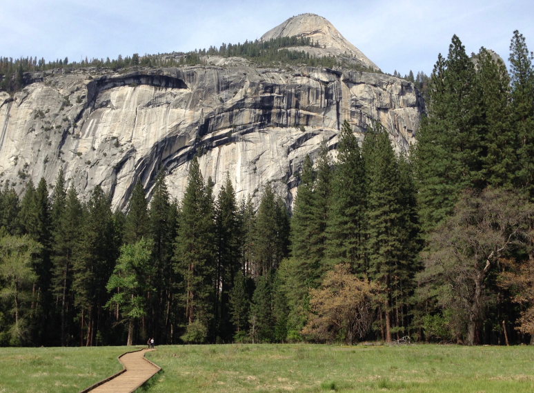 USA California Yosemite, North Dome, Royal Archs, Walkopedia