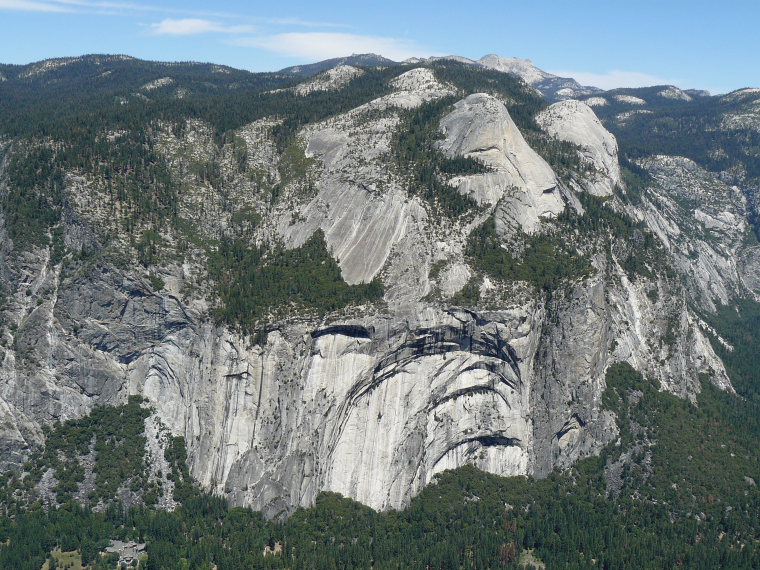 USA California Yosemite, North Dome, Yosemite Royal Arches, Walkopedia