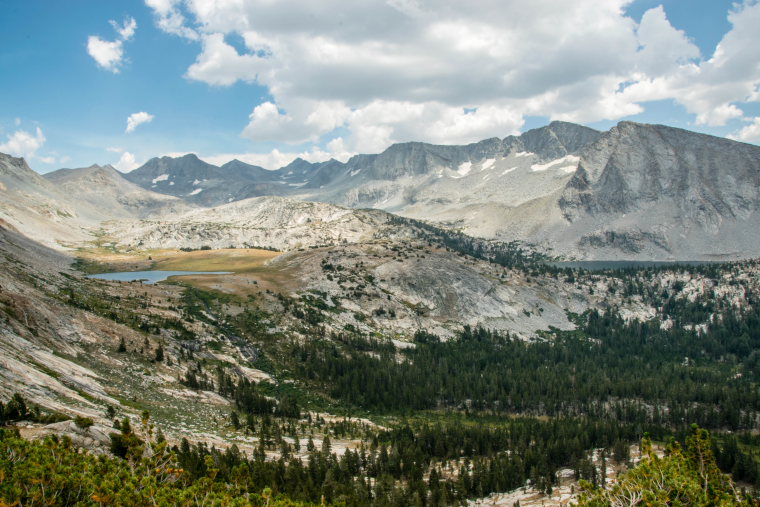 USA California Yosemite, Tuolunme Meadows Area , Gallison and Bernice Lakes, Walkopedia