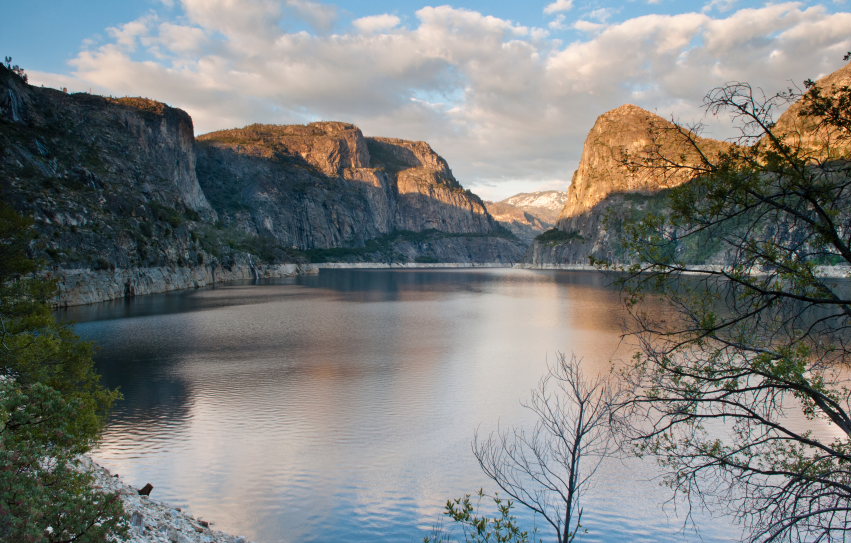 USA California Yosemite, Hetch Hetchy Area, Sunset in Hetch Hetchy , Walkopedia