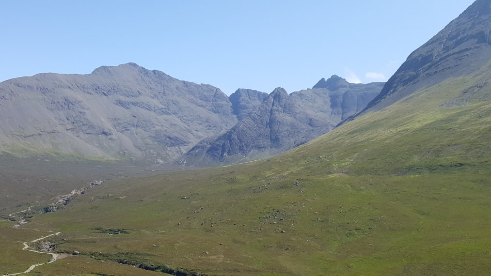 United Kingdom Scotland Isles Skye, Coire na Creiche, Afternoon light, Walkopedia