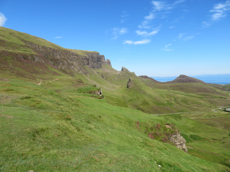 Quiraing
Looking north at the Quiraing from near pass - © William Mackesy