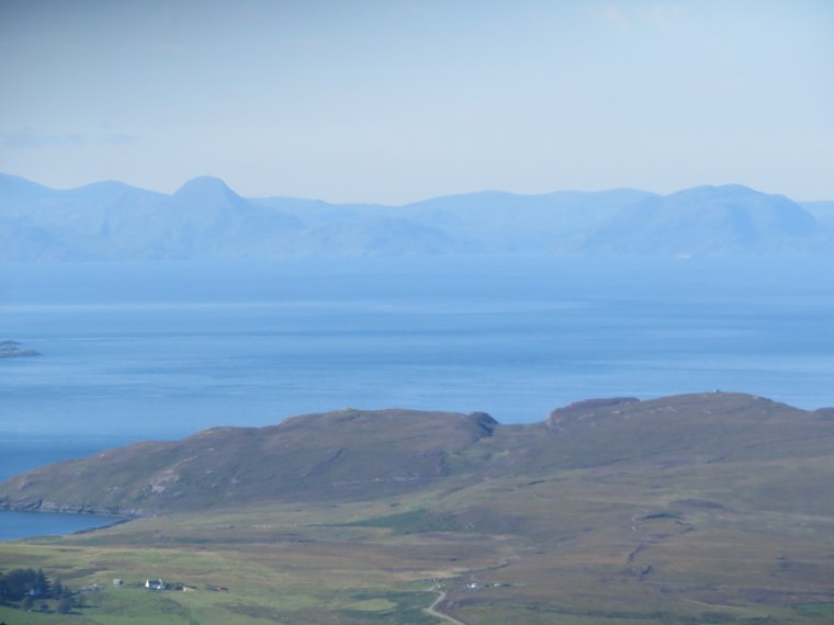 United Kingdom Scotland Isles Skye, Quiraing, North to Rubha Hunish and Outer Hebrides from Quiraing, Walkopedia