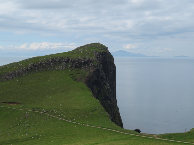 United Kingdom Scotland Isles Skye, NW Capes and Cliffs, Neist Point hill, Walkopedia