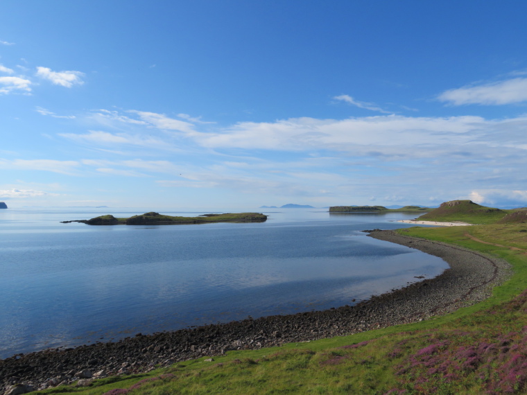 United Kingdom Scotland Isles Skye, NW Capes and Cliffs, Coral Beach, Walkopedia