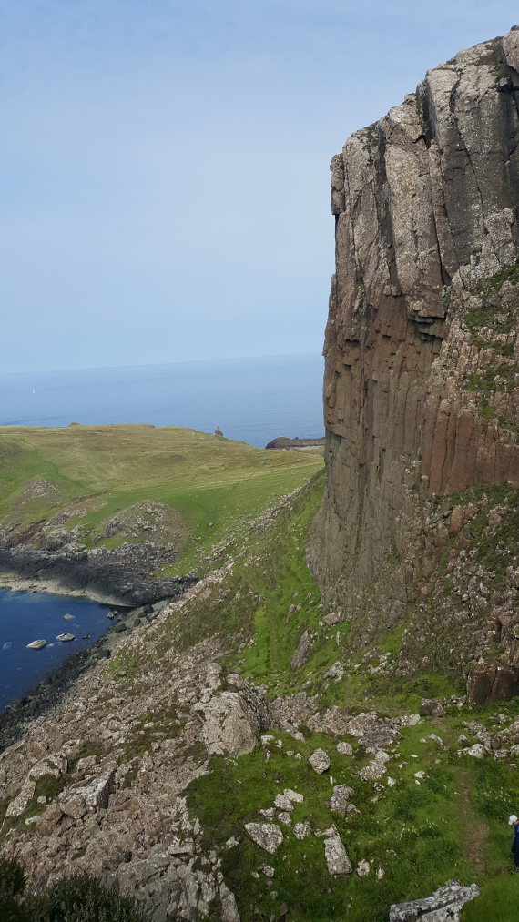 United Kingdom Scotland Isles Skye, Rubha Hunish, From the cliff path, Walkopedia