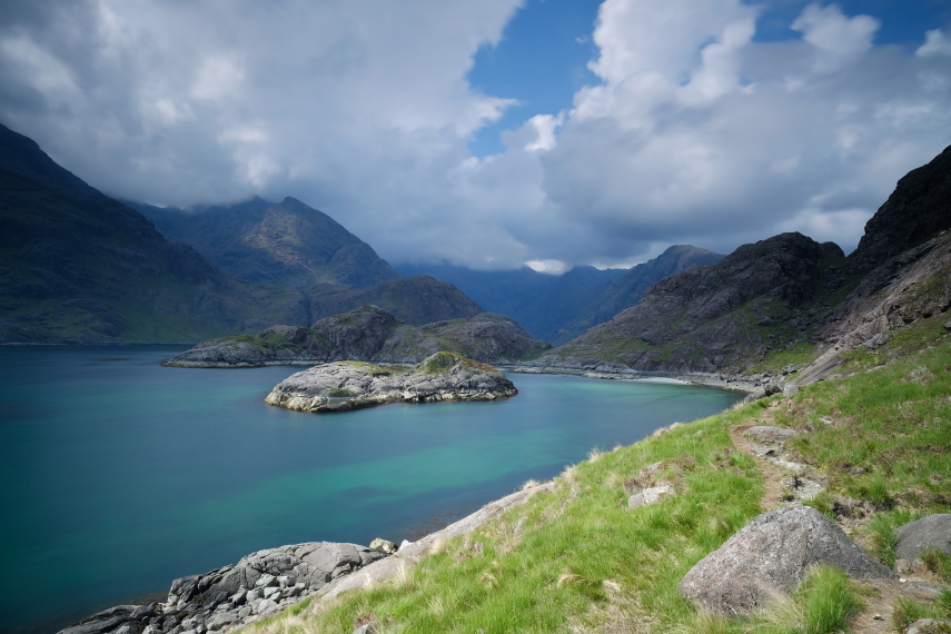 United Kingdom Scotland Isles Skye, Loch Coruisk, View from the coast line to Loch Coruisk north of Loch Scaviag, Walkopedia