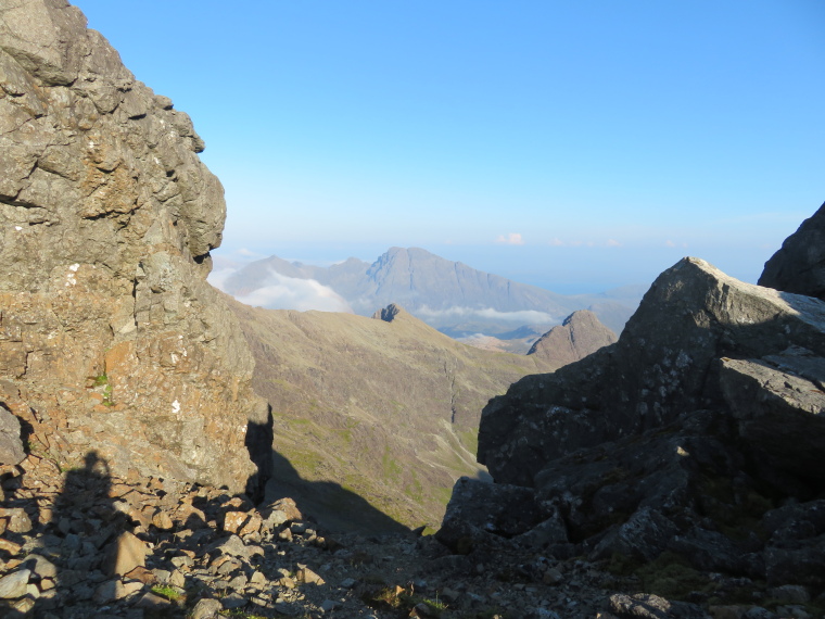 United Kingdom Scotland Isles Skye, Bruach na Frithe, East to Red Cuillin from pass, Walkopedia