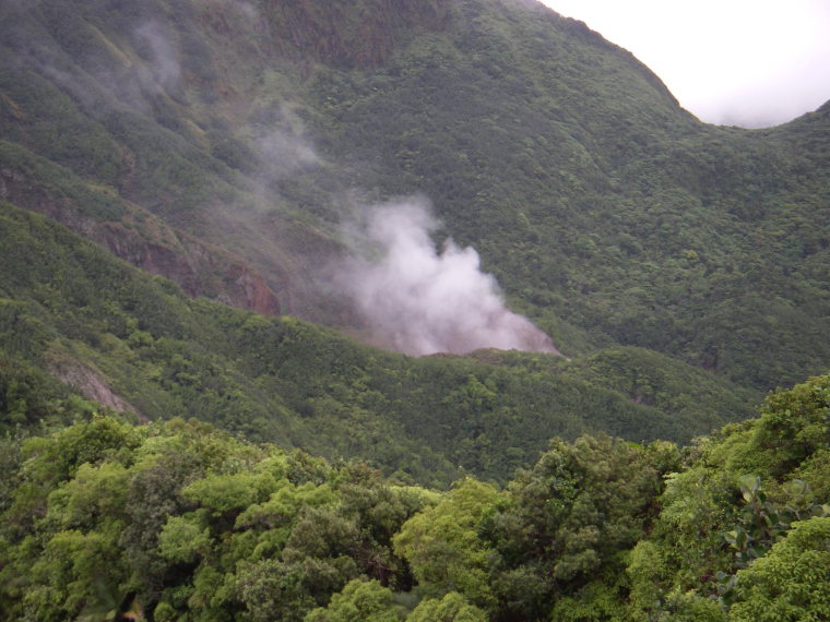 Dominica Carribean, Valley of Desolation, Boiling Lake, Boiling Lake, Walkopedia