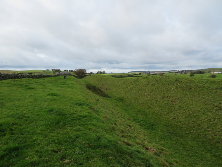 United Kingdom England Hadrian's Wall, Cawfields to Birdoswald,  East of Gildland, Walkopedia