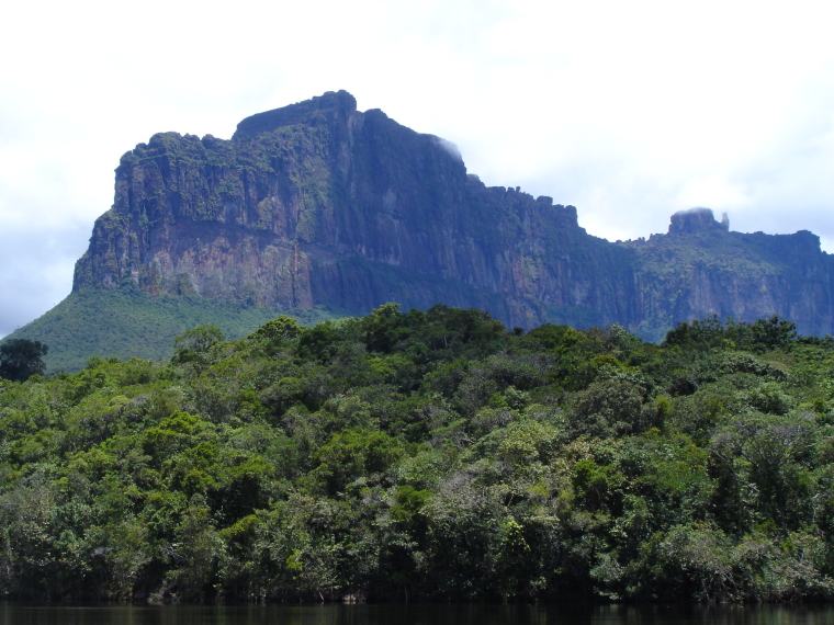 Canaima NP: © c Flickr user QueenstownLocal