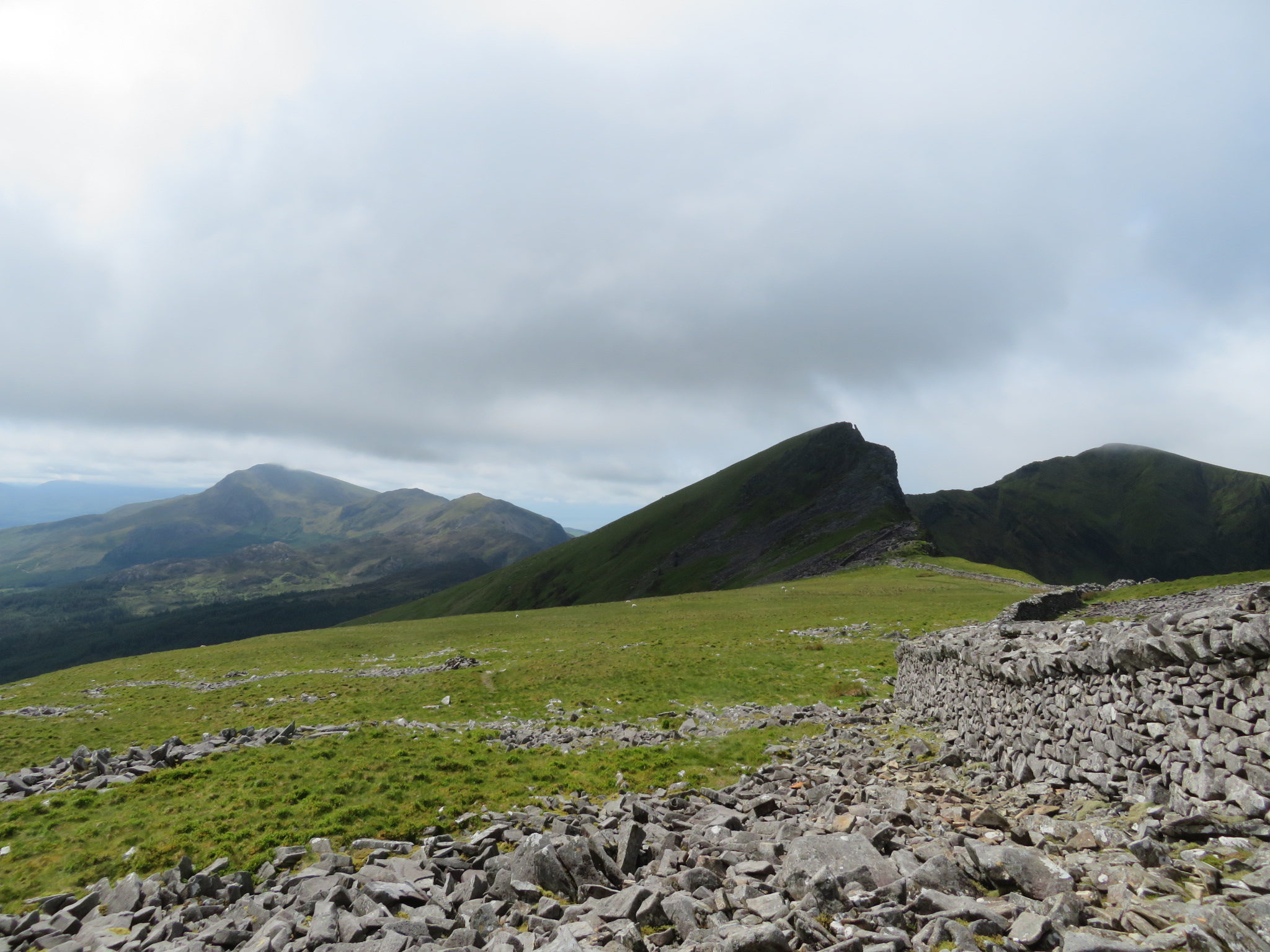 United Kingdom Wales Snowdonia, Nantlle Ridge, The sharp ridge from Y Garn, Walkopedia