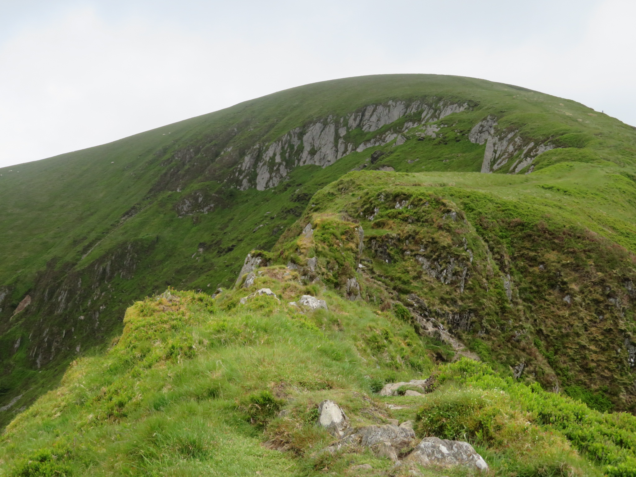 United Kingdom Wales Snowdonia, Nantlle Ridge, Back along narrow neck, Walkopedia