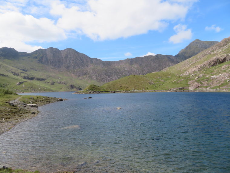 United Kingdom Wales Snowdonia, Y Lliwedd, Miners Track, LLyn LLydaw, Walkopedia