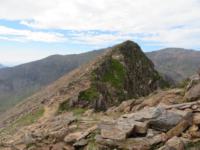 United Kingdom Wales Snowdonia, Y Lliwedd, LLiwedd summit, Walkopedia