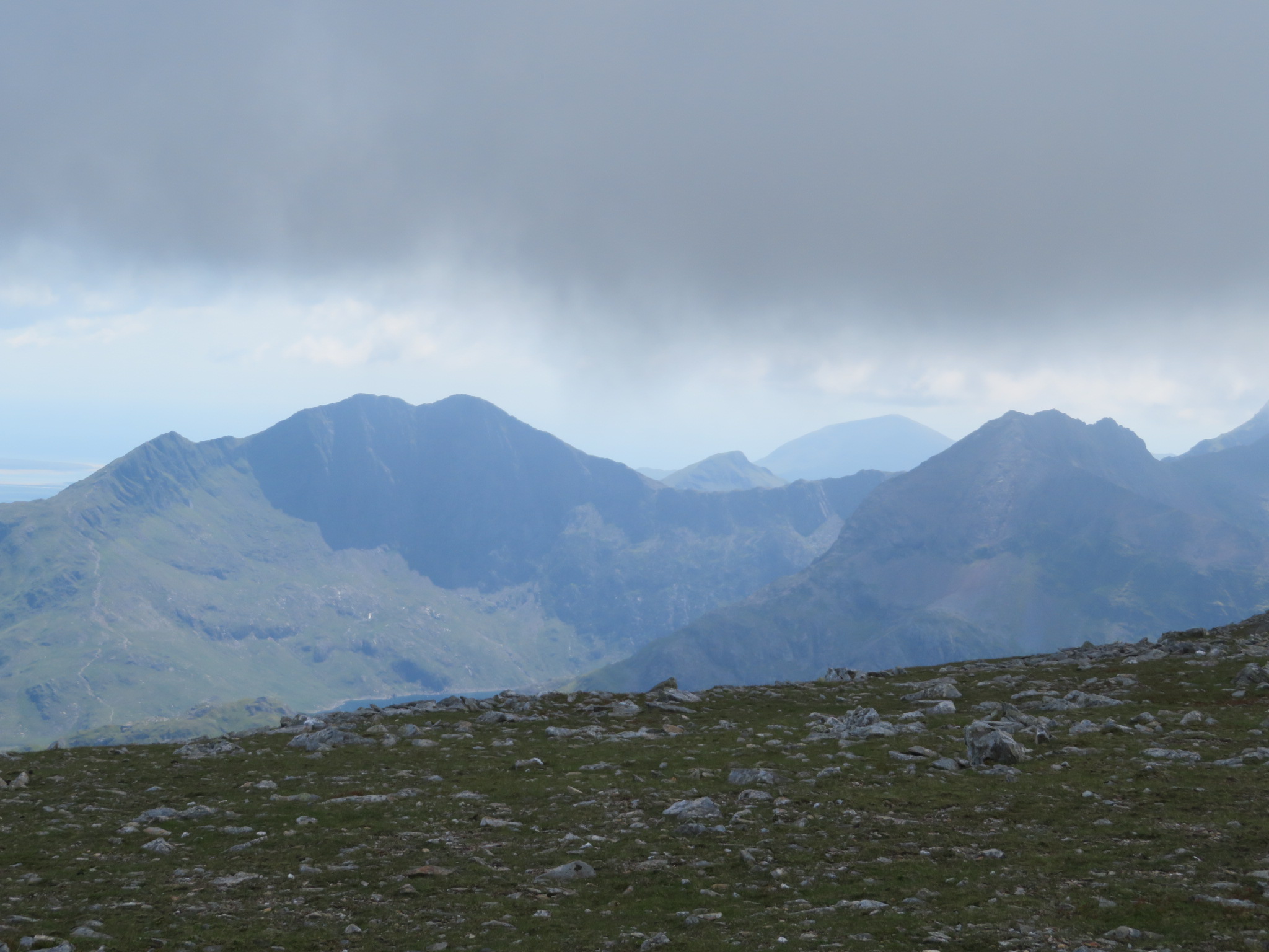 United Kingdom Wales Snowdonia, Crib Goch Ridge, LLiwedd, Snowdon, Crib Goch below right, from Glyder Fawr, Walkopedia