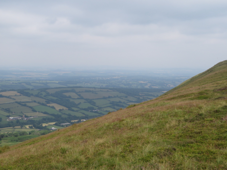 United Kingdom Wales Black Mountains, Black Hill Ridge, Hatterrall ridge north flank, Walkopedia