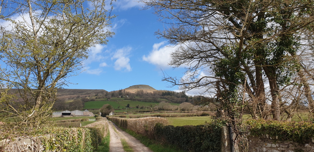 United Kingdom Wales Black Mountains, Crug Hywel, Crug Hywel Hill Fort, Walkopedia