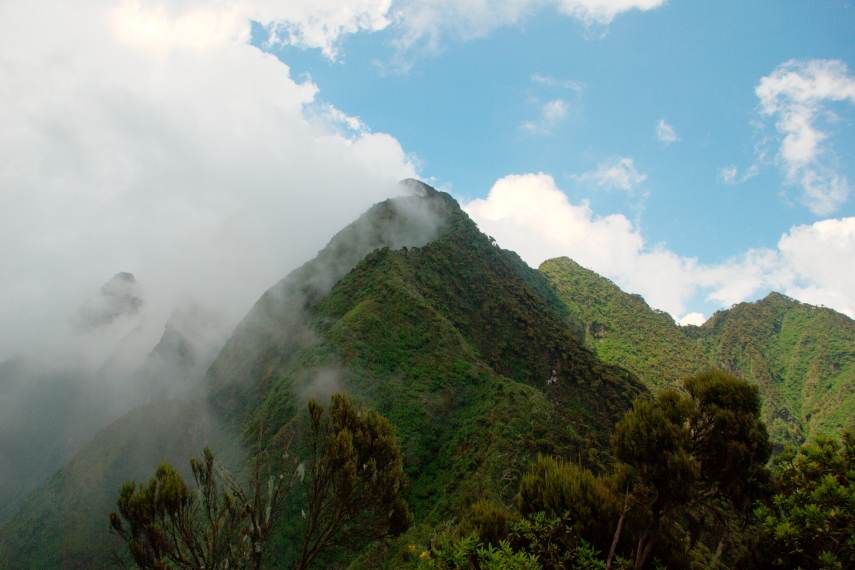 Rwanda, Virunga Mountains, Mount Sabinyo, Walkopedia