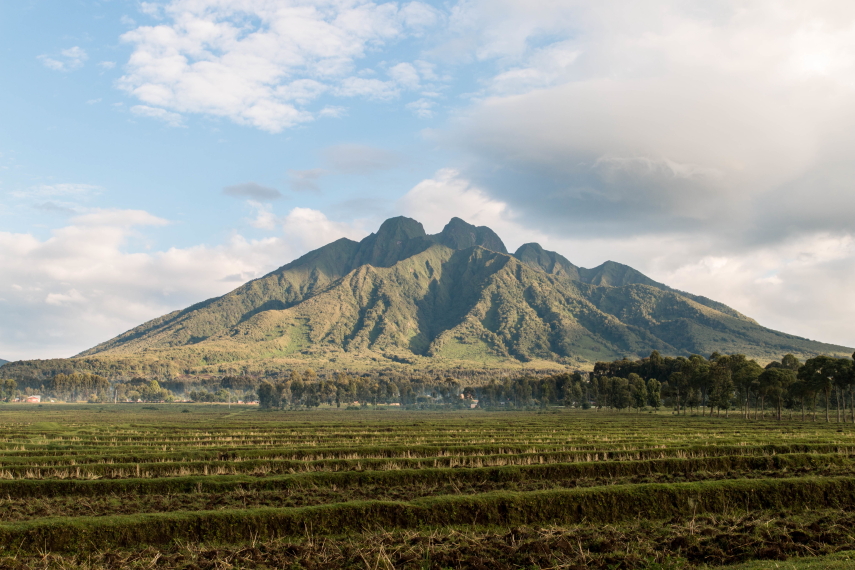 Rwanda, Virunga Mountains, Mount Bisoke, Walkopedia