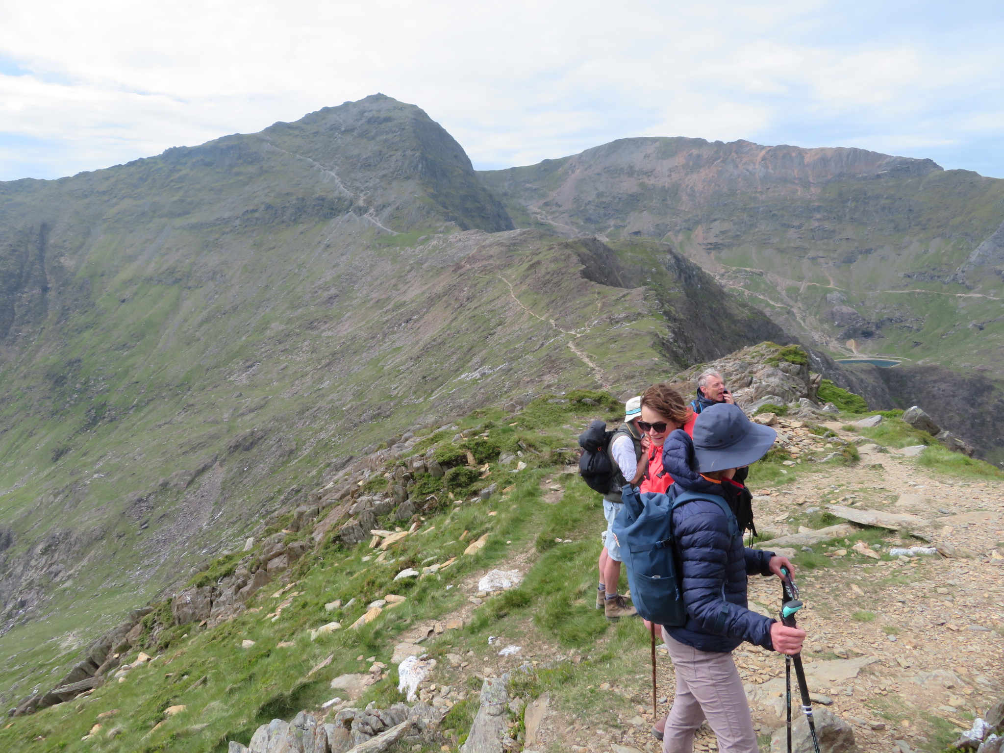 United Kingdom Wales Snowdonia, Snowdon Horseshoe, Watkins track, at shoulder, Walkopedia