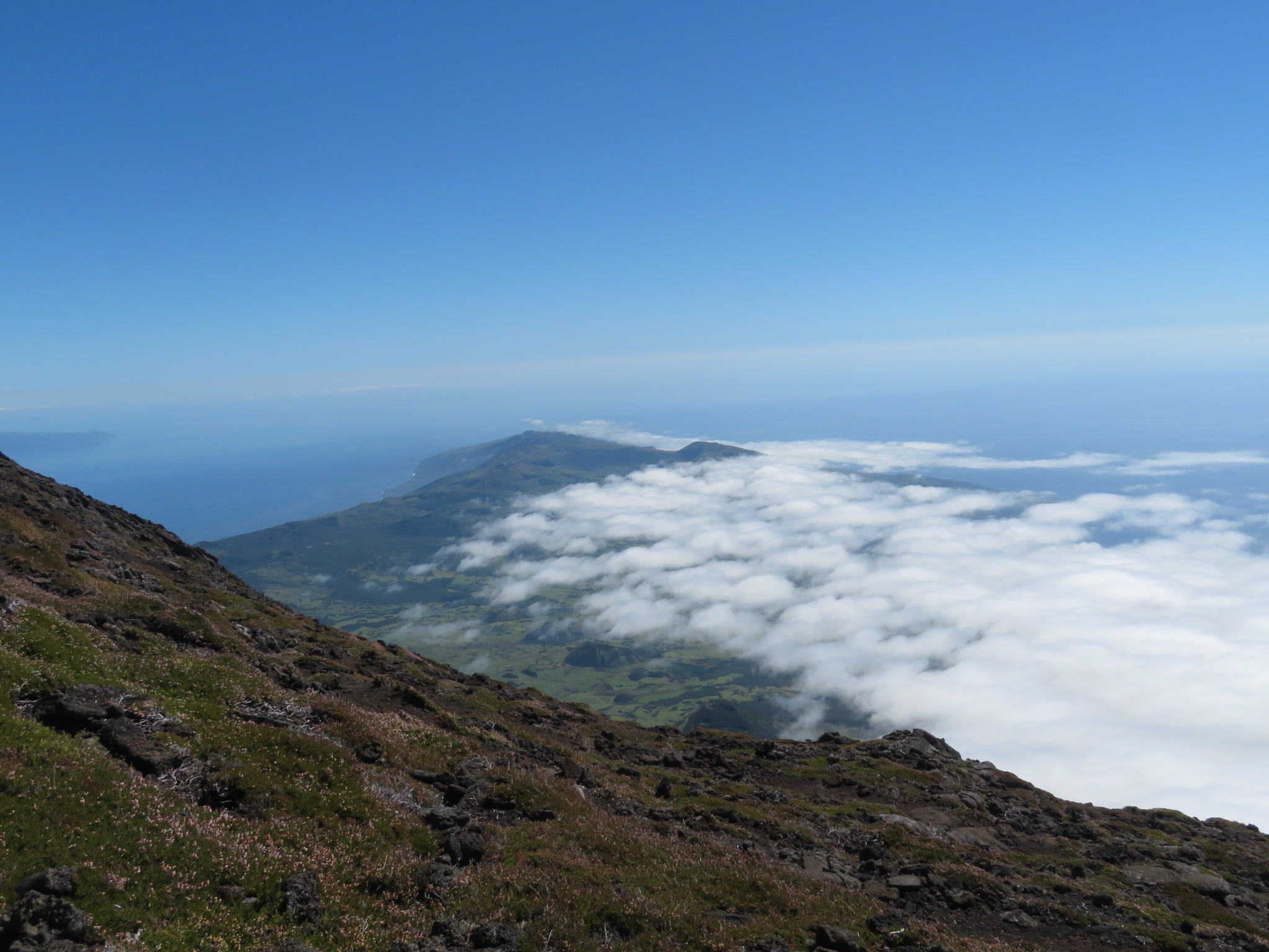 Portugal Azores Pico, Pico Volcano, East along Pico island from near crater, Walkopedia