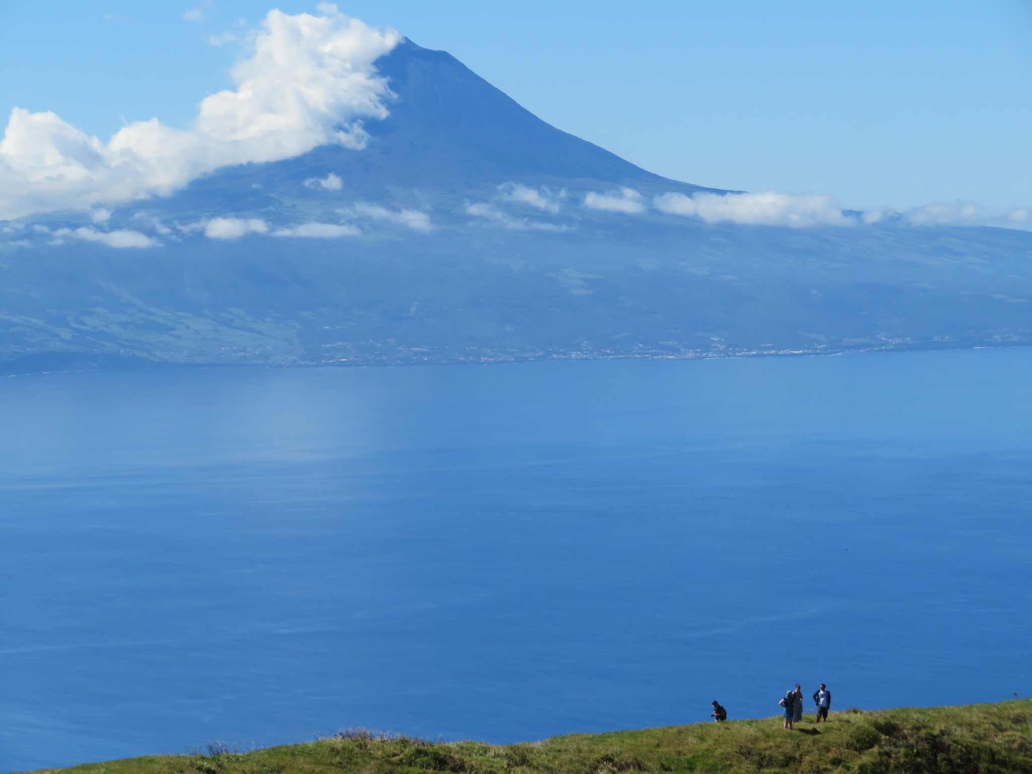 Portugal Azores Sao Jorge, The Central Ridge, Pico from Pico da Esperanca, Walkopedia