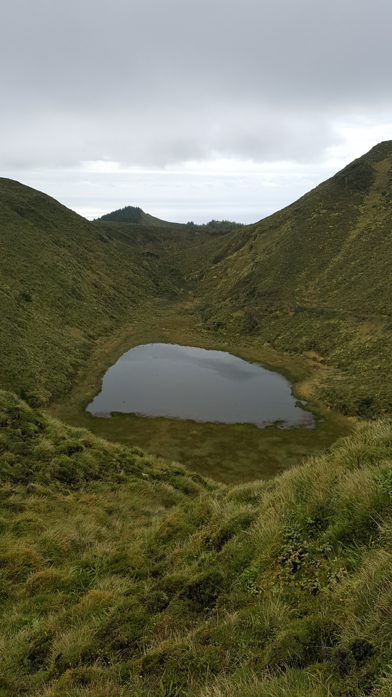 Portugal Azores Sao Miguel, The Small Lakes, Crater lake, Walkopedia