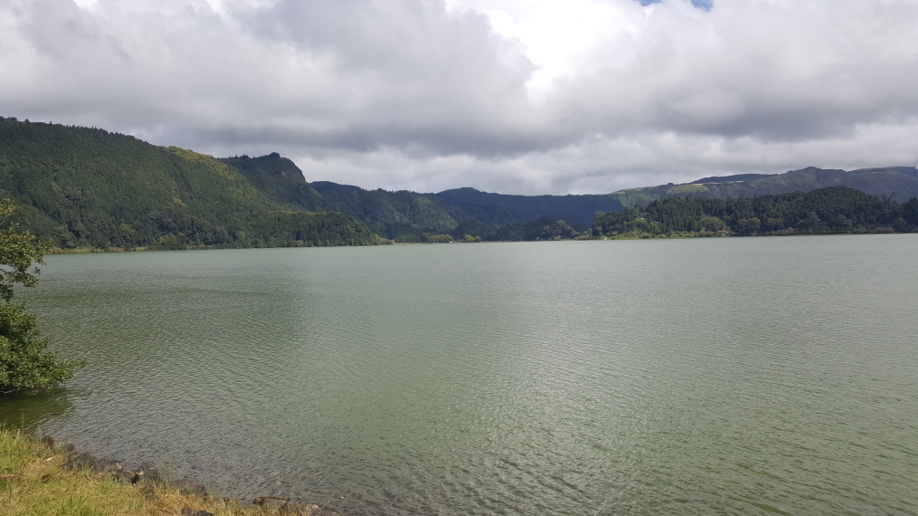 Portugal Azores Sao Miguel, Sao Miguel, Furnas lake, Walkopedia