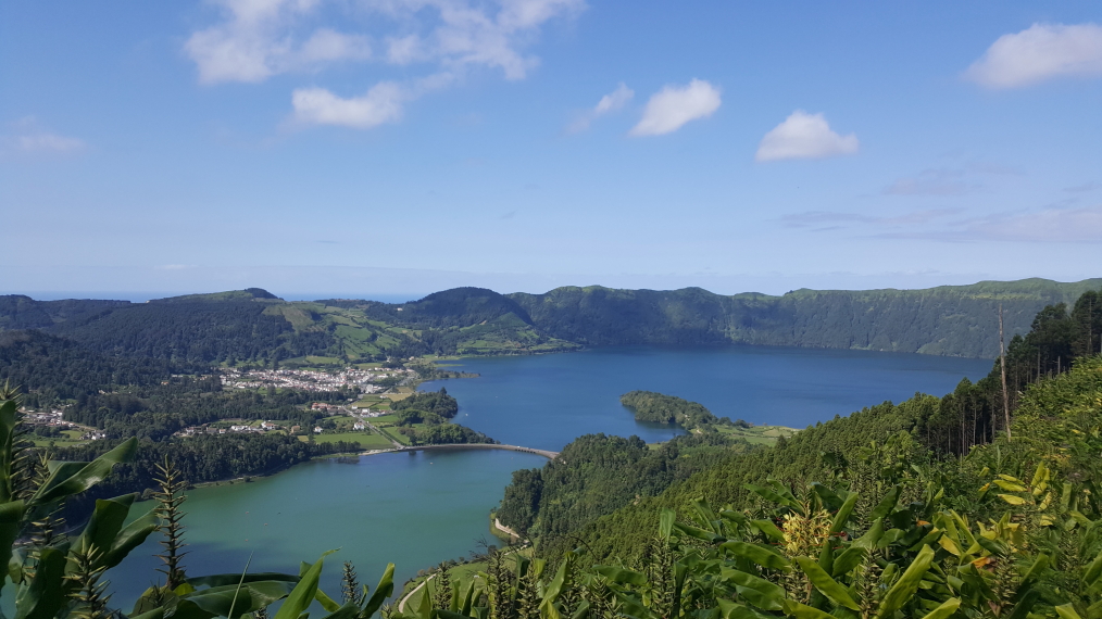 Portugal Azores Sao Miguel, Sao Miguel, Sete Cidades from South-east, Walkopedia