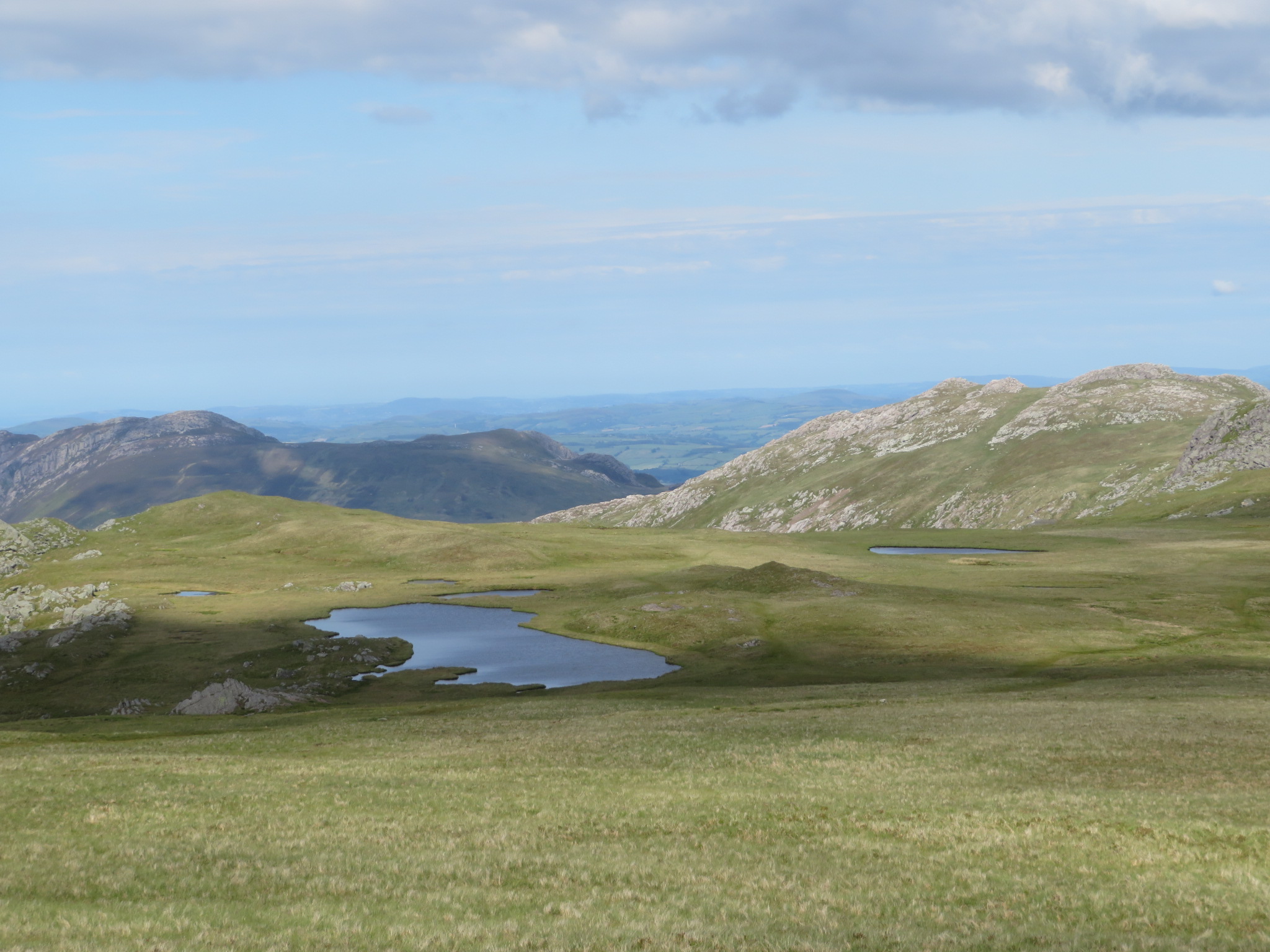 United Kingdom Wales Snowdonia, Glyderau from Pen-y-Pass, Plain between G Fach and Y Foel Goch, Walkopedia