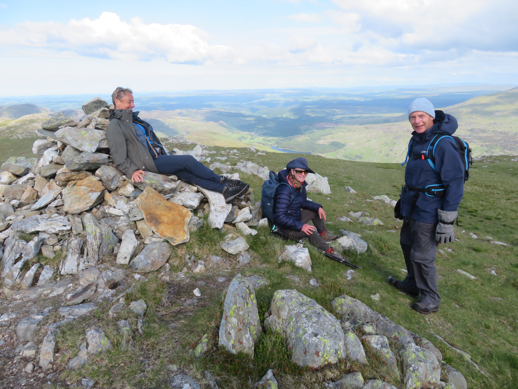 United Kingdom Wales Snowdonia, Glyderau from Pen-y-Pass, Y Foel Goch summit, Walkopedia