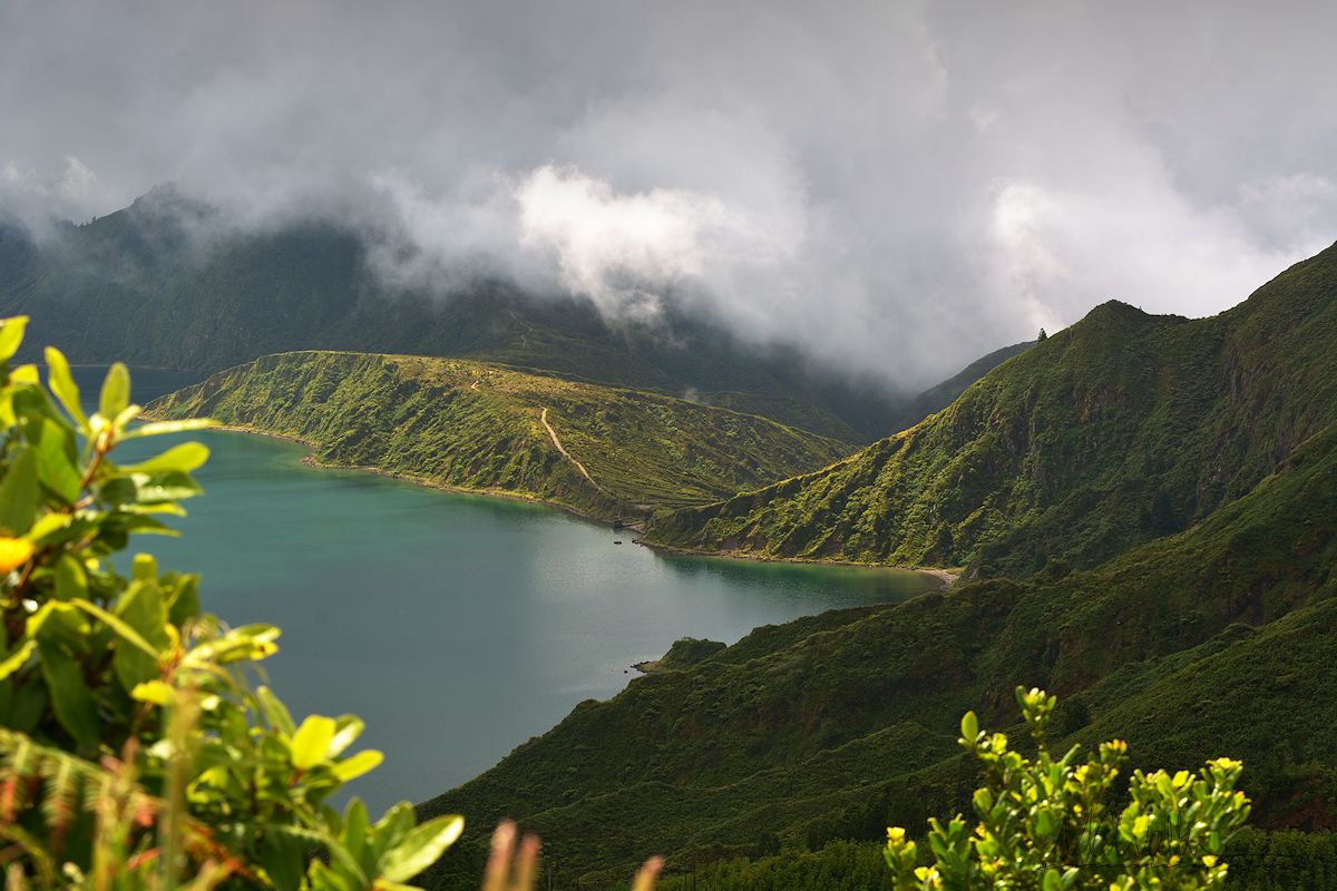 Portugal Azores Sao Miguel, Lake Fogo, Looking to where walk comes in Fire Lake, Walkopedia