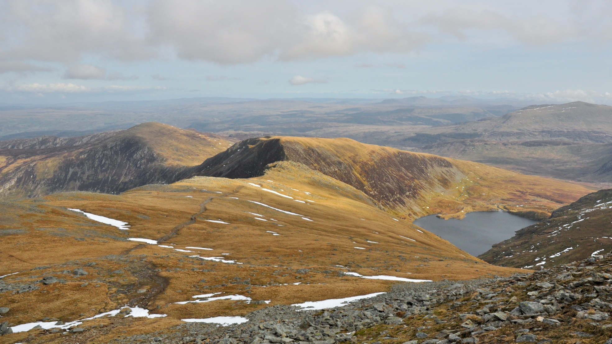 United Kingdom Wales Snowdonia, Snowdonia, Pen yr Helgi Du and Pen Llithrig y Wrach decending from Carnedd Llewelyn, Walkopedia