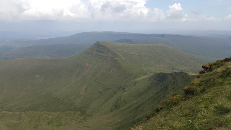 United Kingdom Wales Brecon Beacons, The Beacons Way, Cribyn from Pen Y Fan, Walkopedia