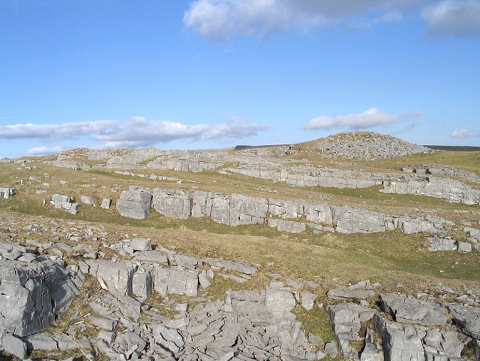 United Kingdom Wales Brecon Beacons, The Black Mountain, Quarry on Carreg yr Ogof, Walkopedia