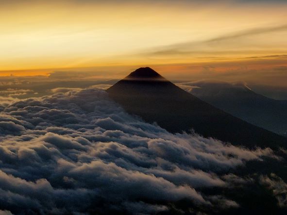 Guatemala Western Volcanic Highlands, Volcan Acatenango and Volcan Fuego, Volc Agua pre dawn from Acatenango, Walkopedia