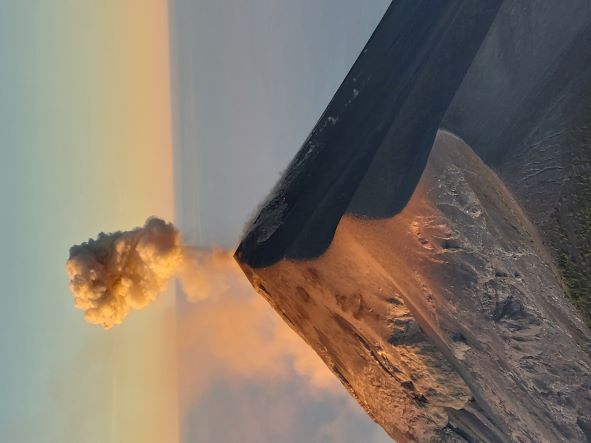 Guatemala Western Volcanic Highlands, Volcan Acatenango and Volcan Fuego, Fuego erupting at dawn, Walkopedia