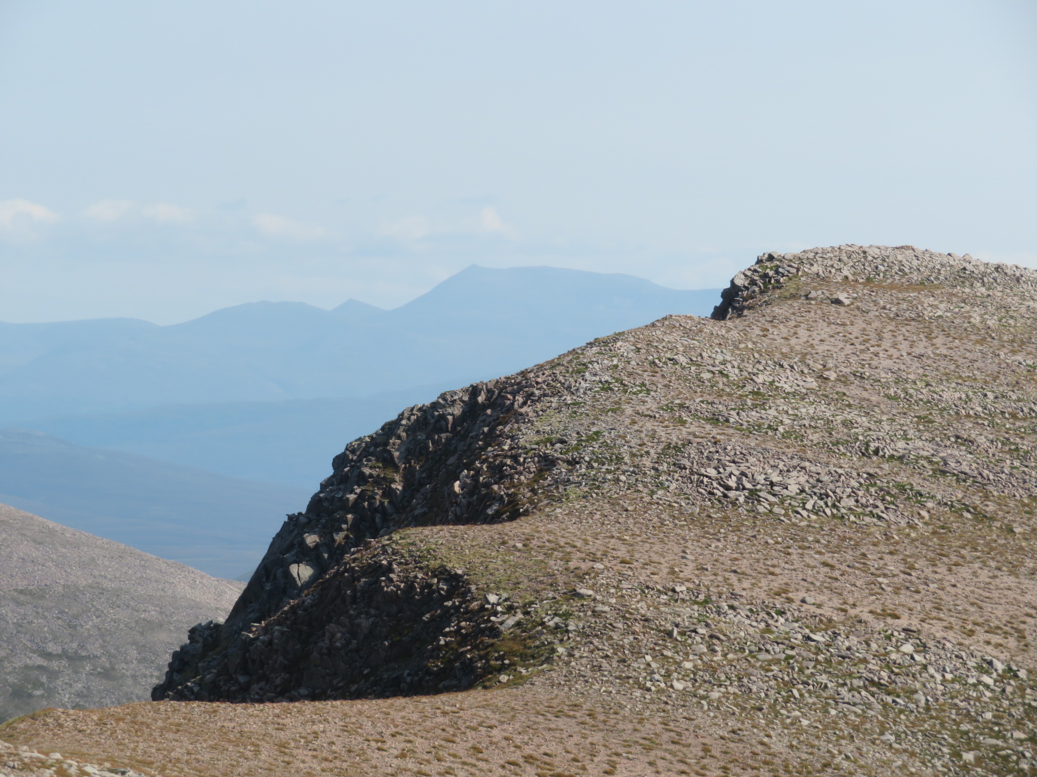 United Kingdom Scotland Cairngorms, Sron Riach ridge to Ben Macdui	, Sron Riach, Walkopedia